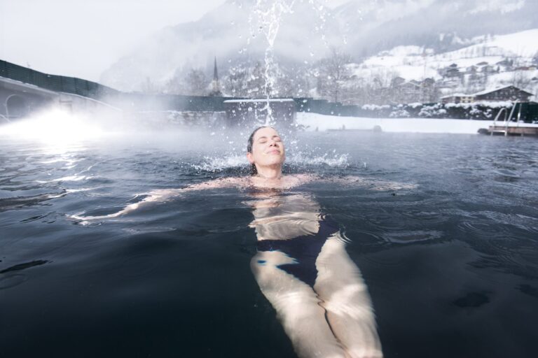 Wellness in Gastein Wasserfall Felsentherme
